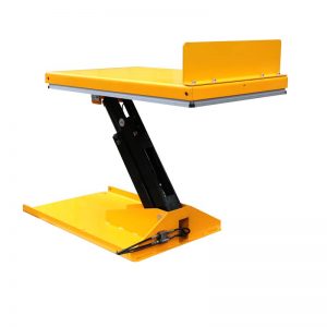 Накланяща се маса с малка платформа ALT750